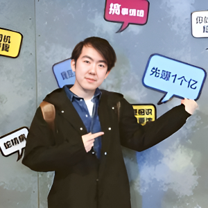 喝粥溅出来了