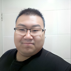 边缘的偲偲