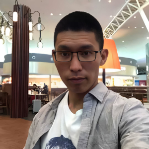黄灰红