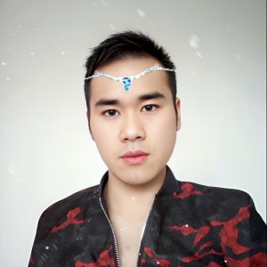 较年轻的一嘉