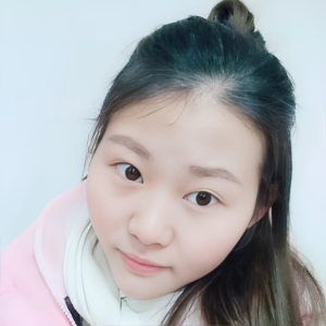 蓝蓝的会欣
