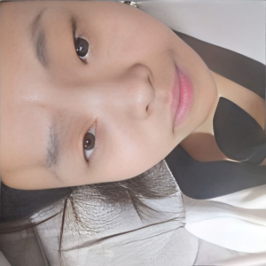 爱并紫翠芷q