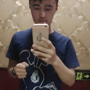 红蓝相间神明沃驾