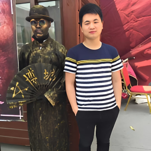 张秋鸣